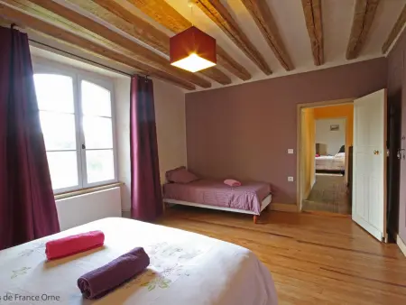 Ancien presbytère restauré avec jardin et WIFI à La Gonfrière - Photo 4