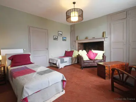 Ancien presbytère restauré avec jardin et WIFI à La Gonfrière - Photo 13