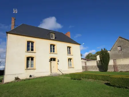 Ancien presbytère restauré avec jardin et WIFI à La Gonfrière - Photo 24