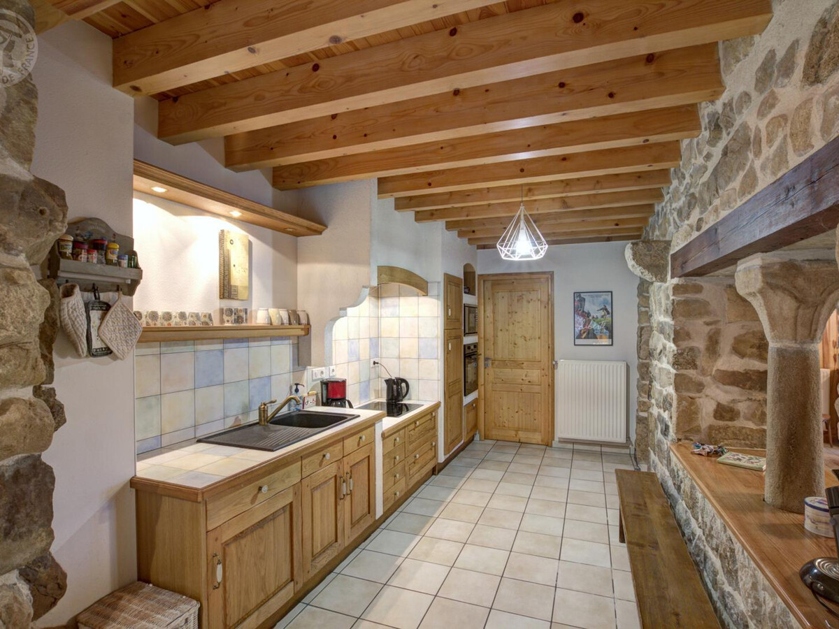 Gîte 6 pers avec jardin 1ha à Montarcher - Photo 3
