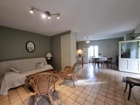 Gîte charmant à Saint-Didier-sur-Rochefort, animaux acceptés, idéal pour 4 personnes - Photo 6