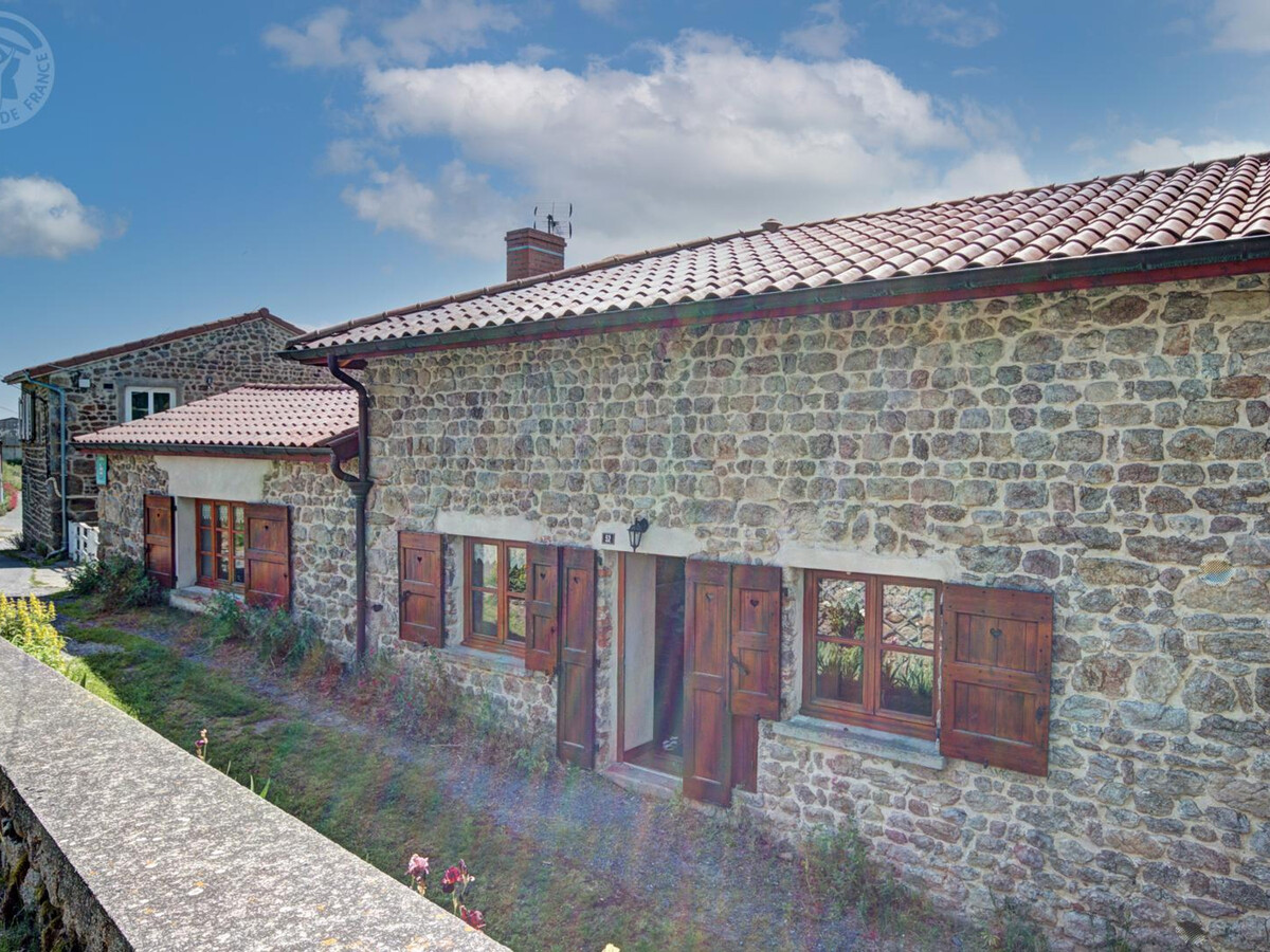 Gîte 6 pers. Forez : terrasse vue Loire et fourneau - Photo 15