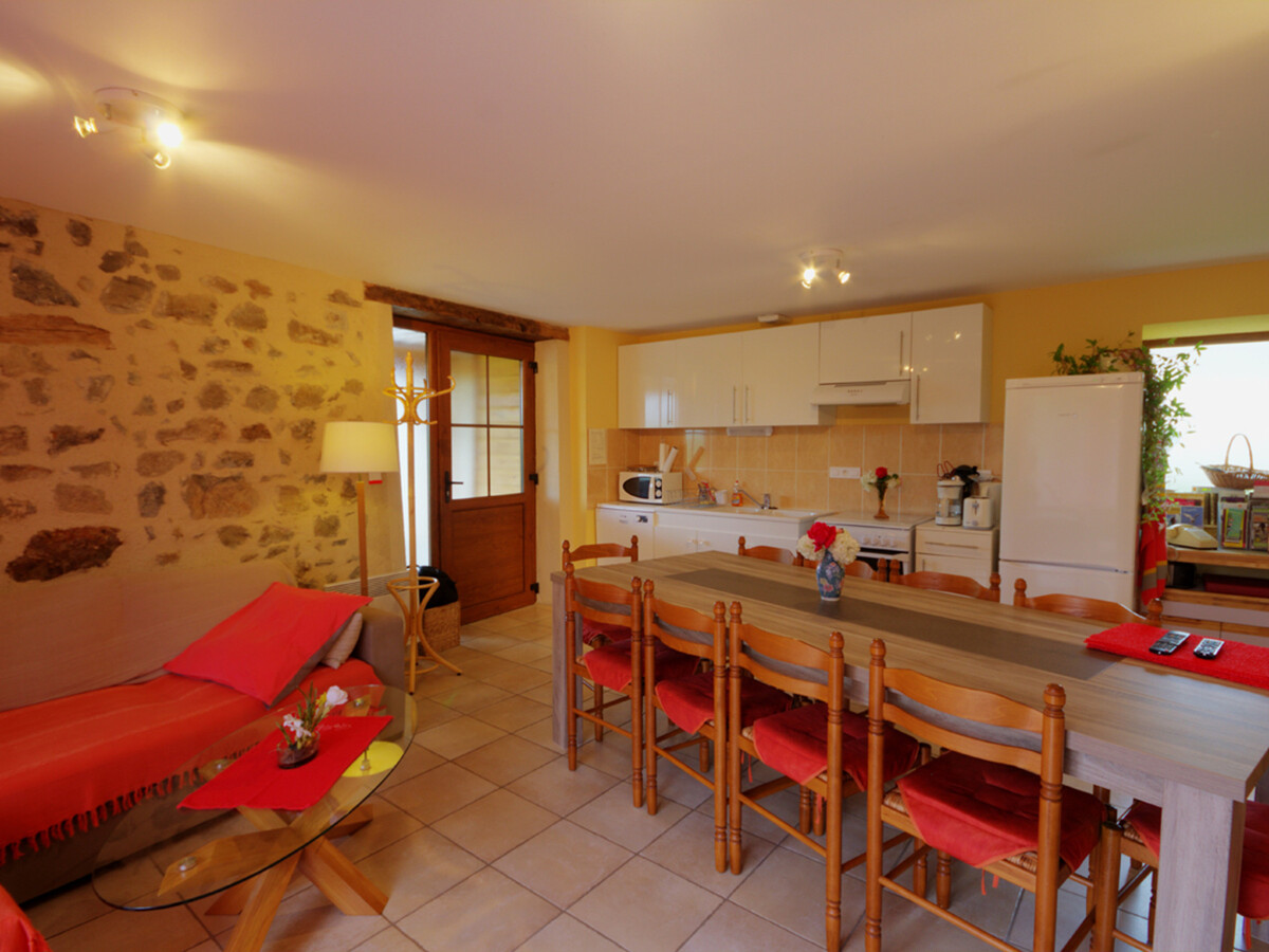 Gîte 8 pers. avec terrain, animaux bienvenus à Saint-Cyr-de-Valorges - Photo 4