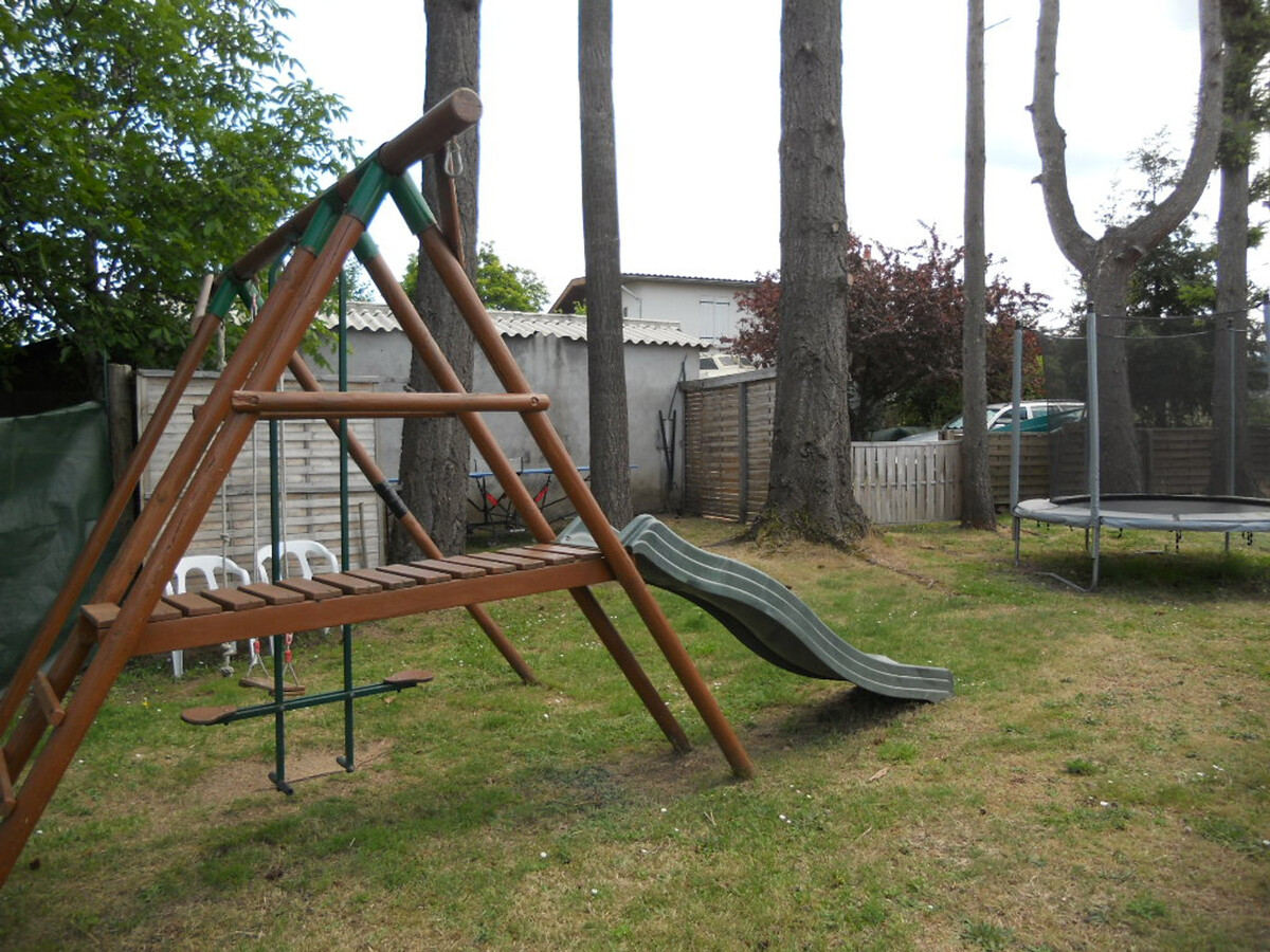 La Judée : gîte 6 pers. avec piscine à Saint-Haon-le-Châtel - Photo 12