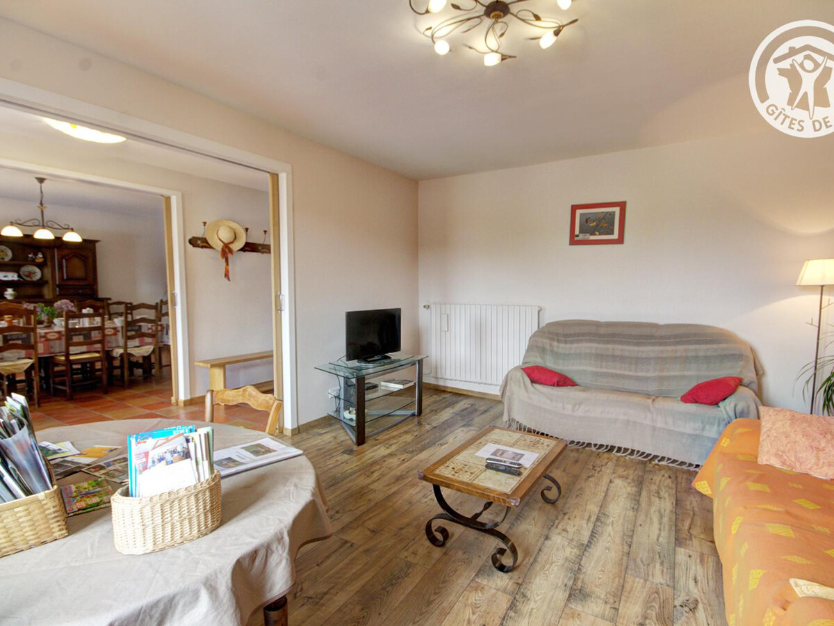Gîte 10 pers. en montagne, 4 chambres, terrasse et 1000 m² jardin - Photo 4