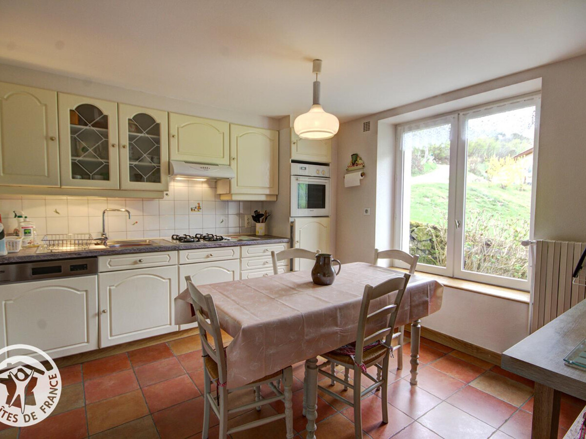 Gîte 10 pers. en montagne, 4 chambres, terrasse et 1000 m² jardin - Photo 5