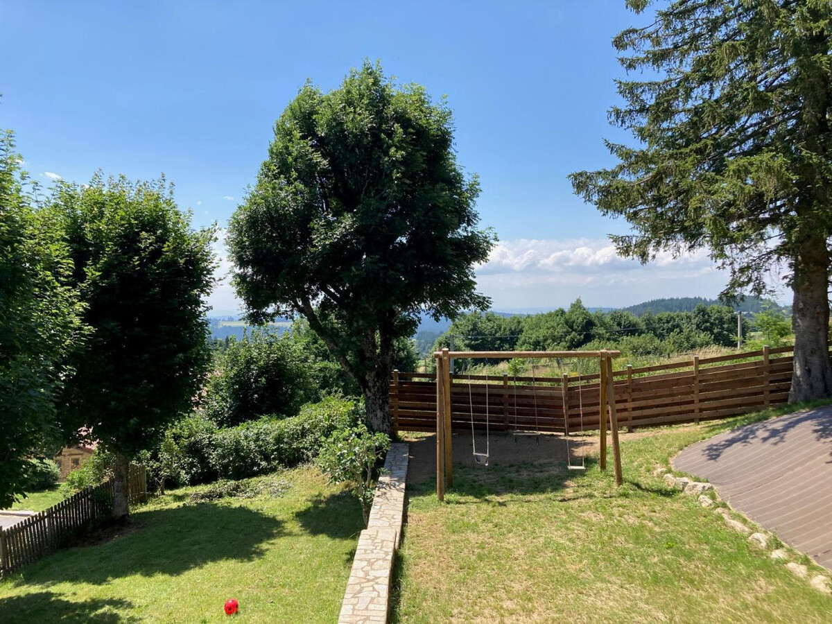 Gîte La Creuse : 8 pers., sauna et jardin clos au Bessat - Photo 4