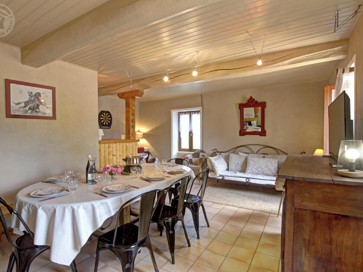 Gîte 8 pers avec cheminée, piscine et pension chevaux - Photo 9