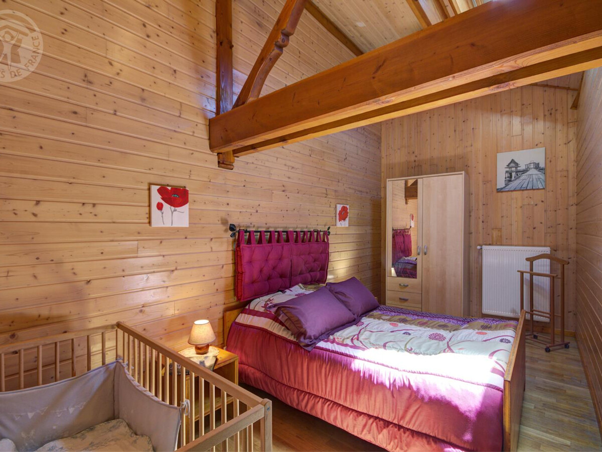 Gîte 9 personnes avec cheminée et terrain de jeux à Saint-Romain-d'Urfé - Photo 15