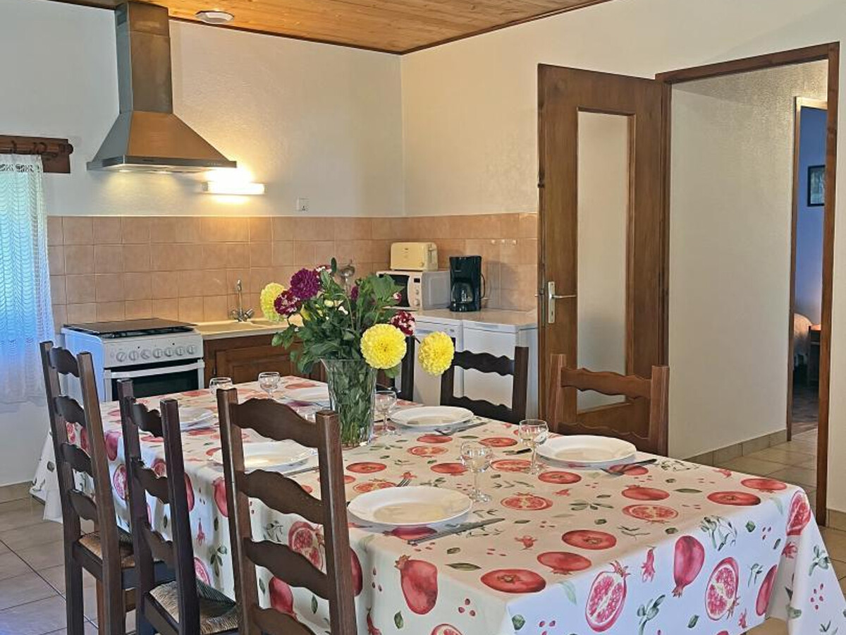 Gîte en pierre de plain-pied, cheminée à Sauvain - Photo 6