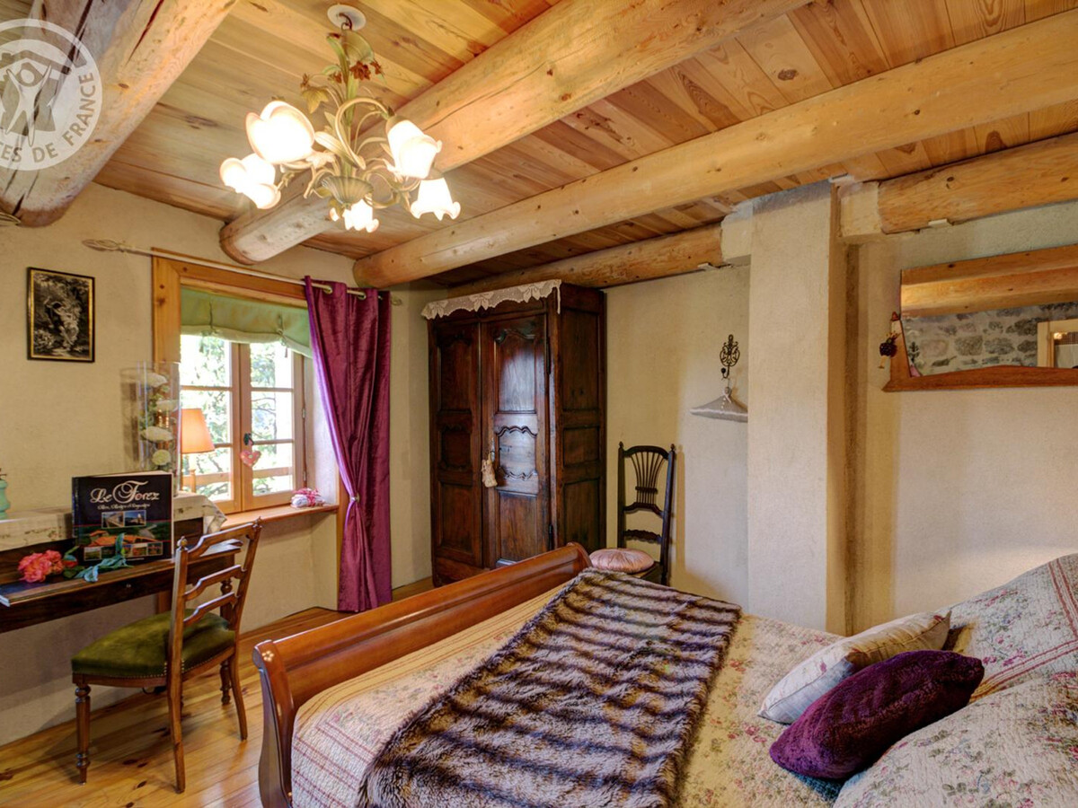 Gîte 3 épis avec jardin clos à Estivareilles - Photo 4