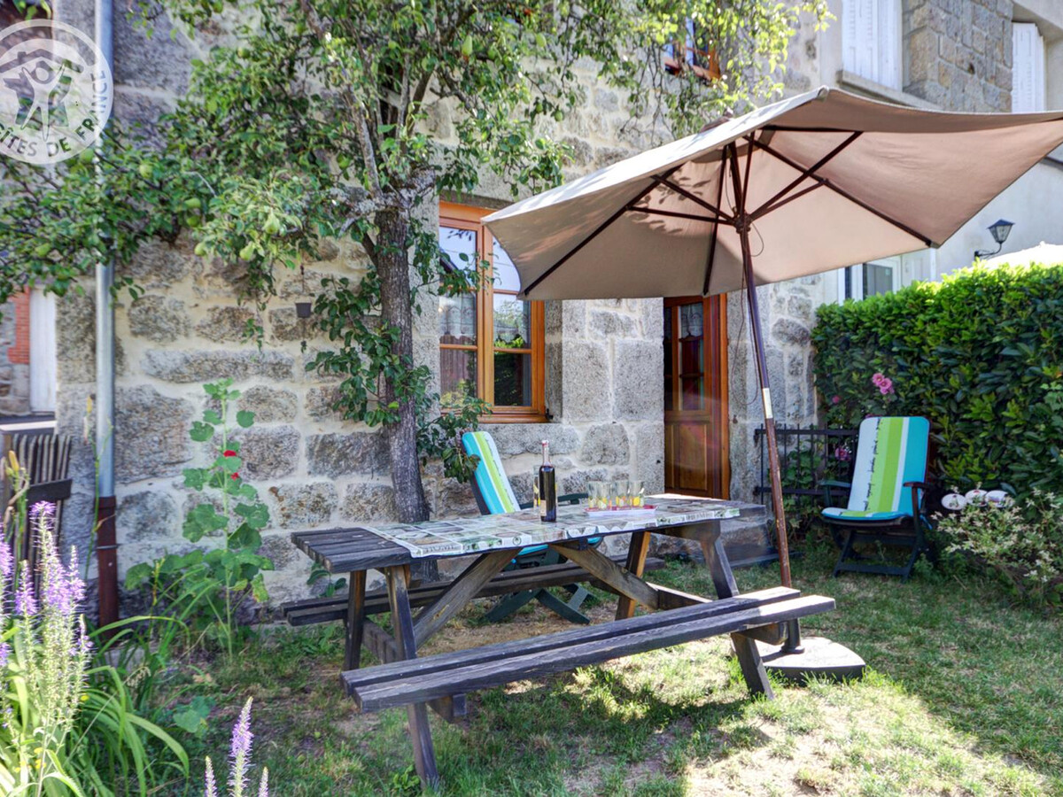 Gîte 3 épis avec jardin clos à Estivareilles - Photo 6