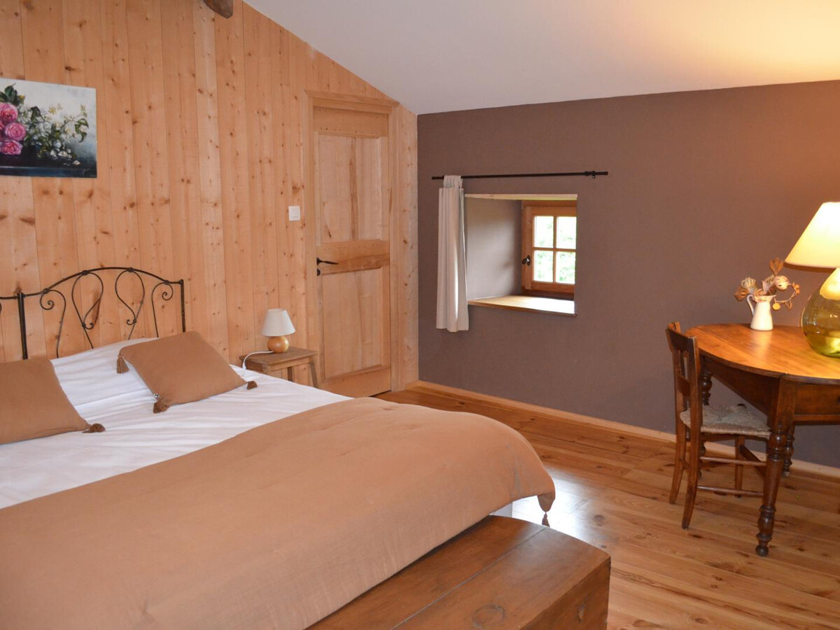 Ferme XVIIIe siècle, 12 pers, 6 chambres, terrasse campagne - Photo 16