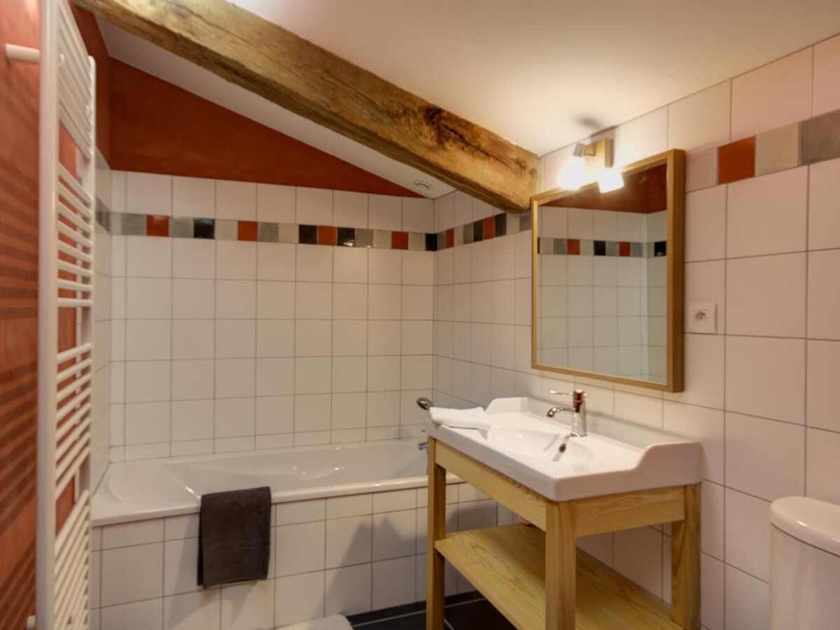 Ferme XVIIIe siècle, 12 pers, 6 chambres, terrasse campagne - Photo 17