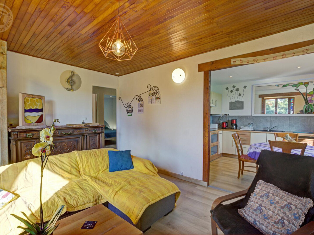 Gîte Feng Shui avec vitraux rétro-éclairés à Marlhes - Photo 6