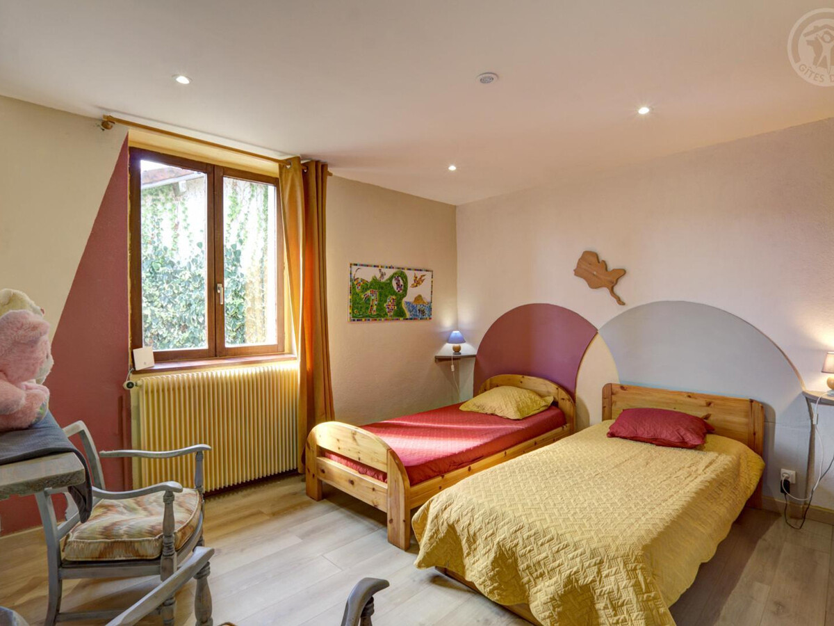 Gîte Feng Shui avec vitraux rétro-éclairés à Marlhes - Photo 14
