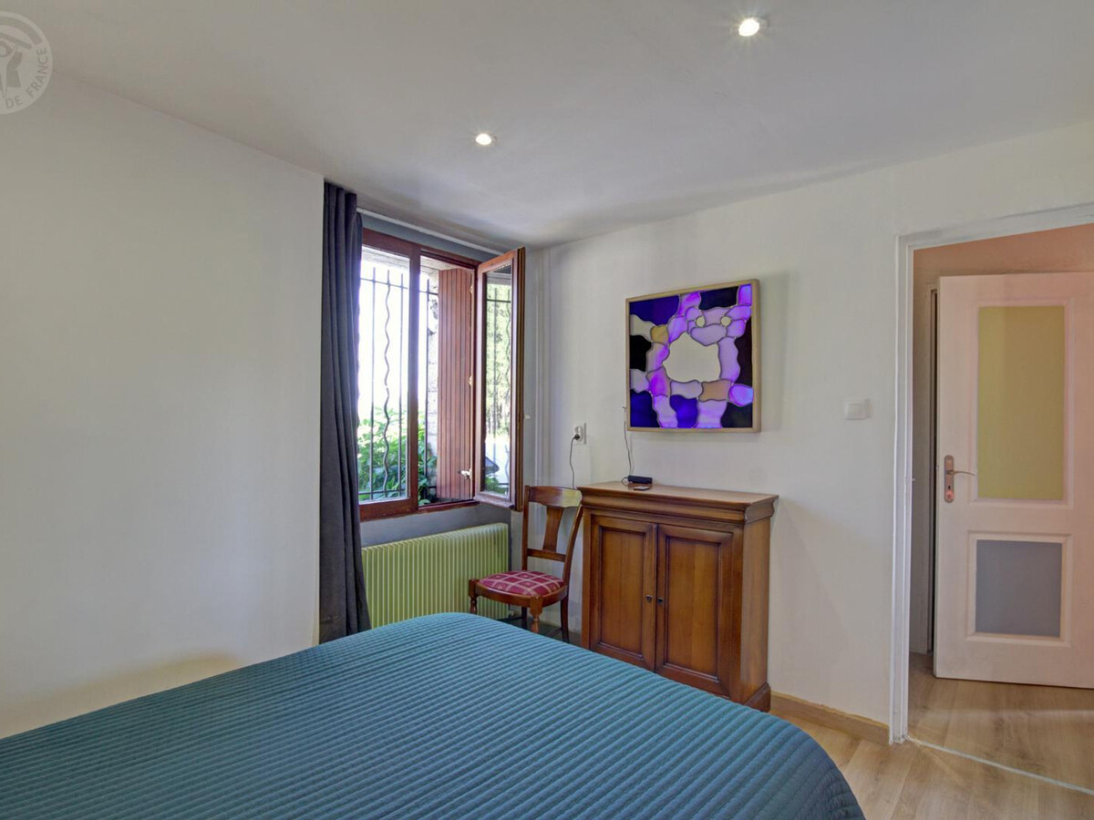 Gîte Feng Shui avec vitraux rétro-éclairés à Marlhes - Photo 17