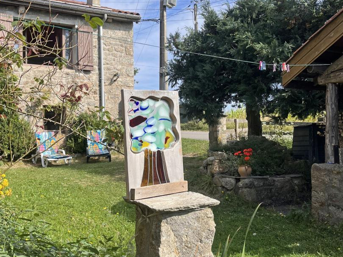 Gîte Feng Shui avec vitraux rétro-éclairés à Marlhes - Photo 25