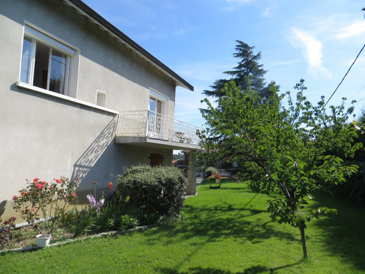 Les Cerisiers : gîte 75 m² avec jardin à Lorette - Photo 10