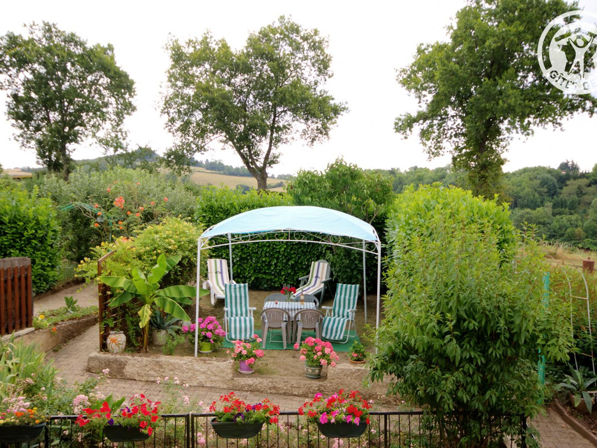 La Garenne Enchantée, gîte en pierre avec véranda à Bussières - Photo 16