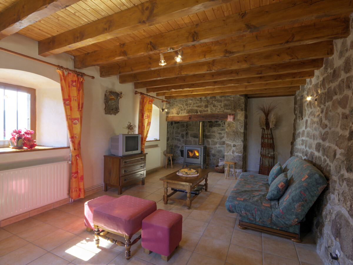 Gîte Les Cèdres - Ferme XVIe siècle, cheminée, 6 pers. - Photo 4