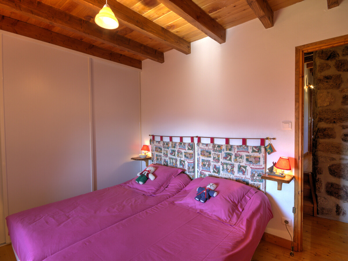 Gîte Les Cèdres - Ferme XVIe siècle, cheminée, 6 pers. - Photo 5