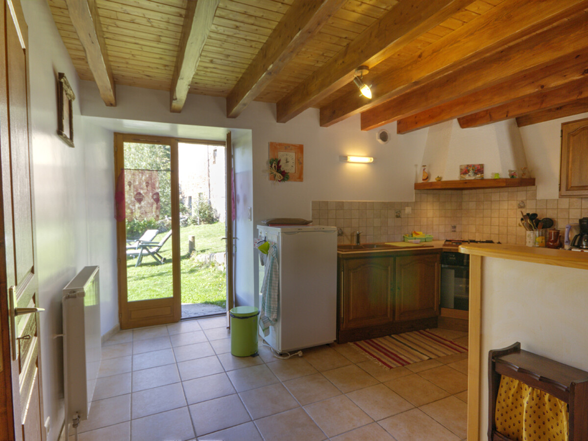 Gîte Les Cèdres - Ferme XVIe siècle, cheminée, 6 pers. - Photo 6