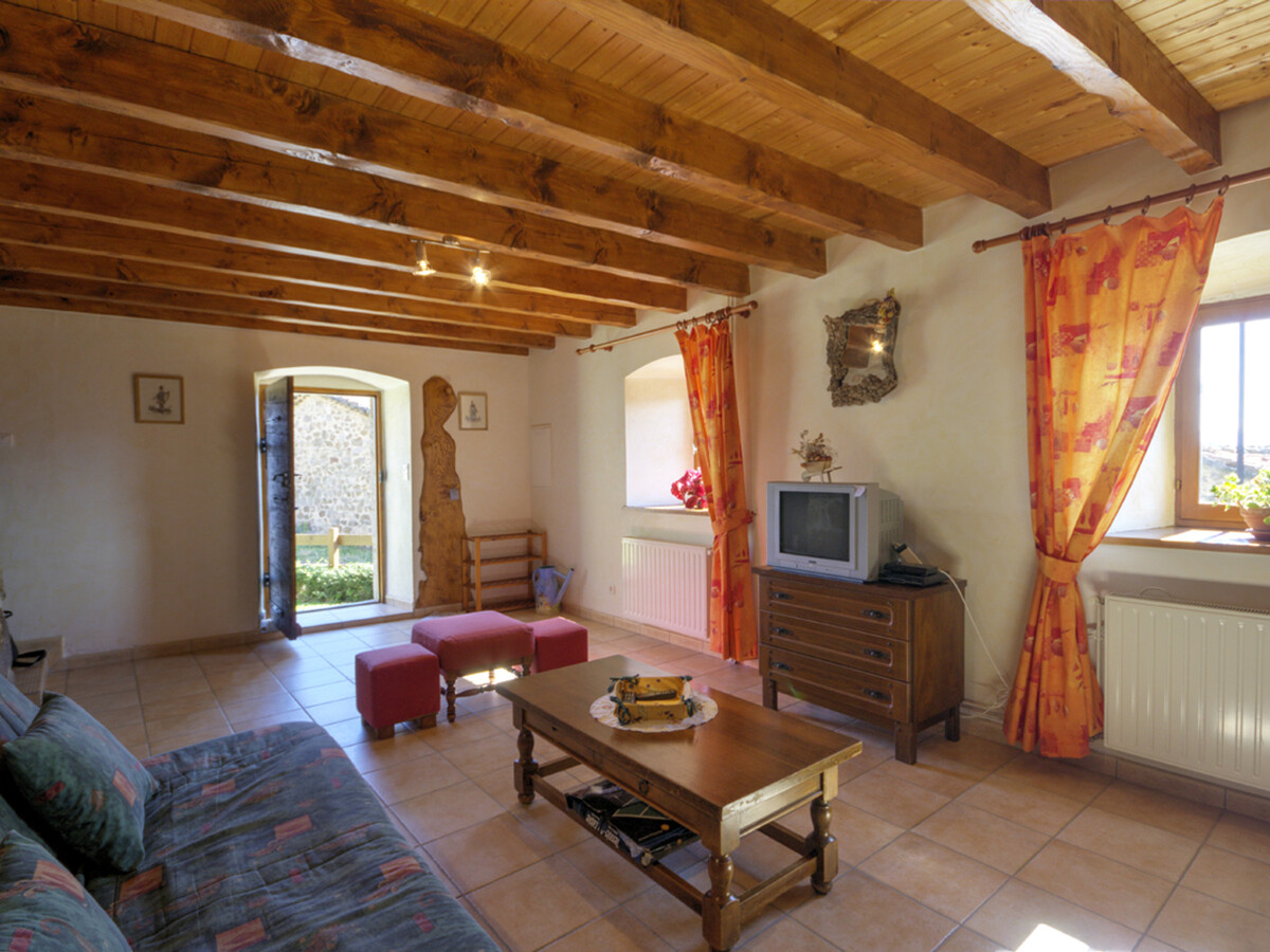 Gîte Les Cèdres - Ferme XVIe siècle, cheminée, 6 pers. - Photo 8