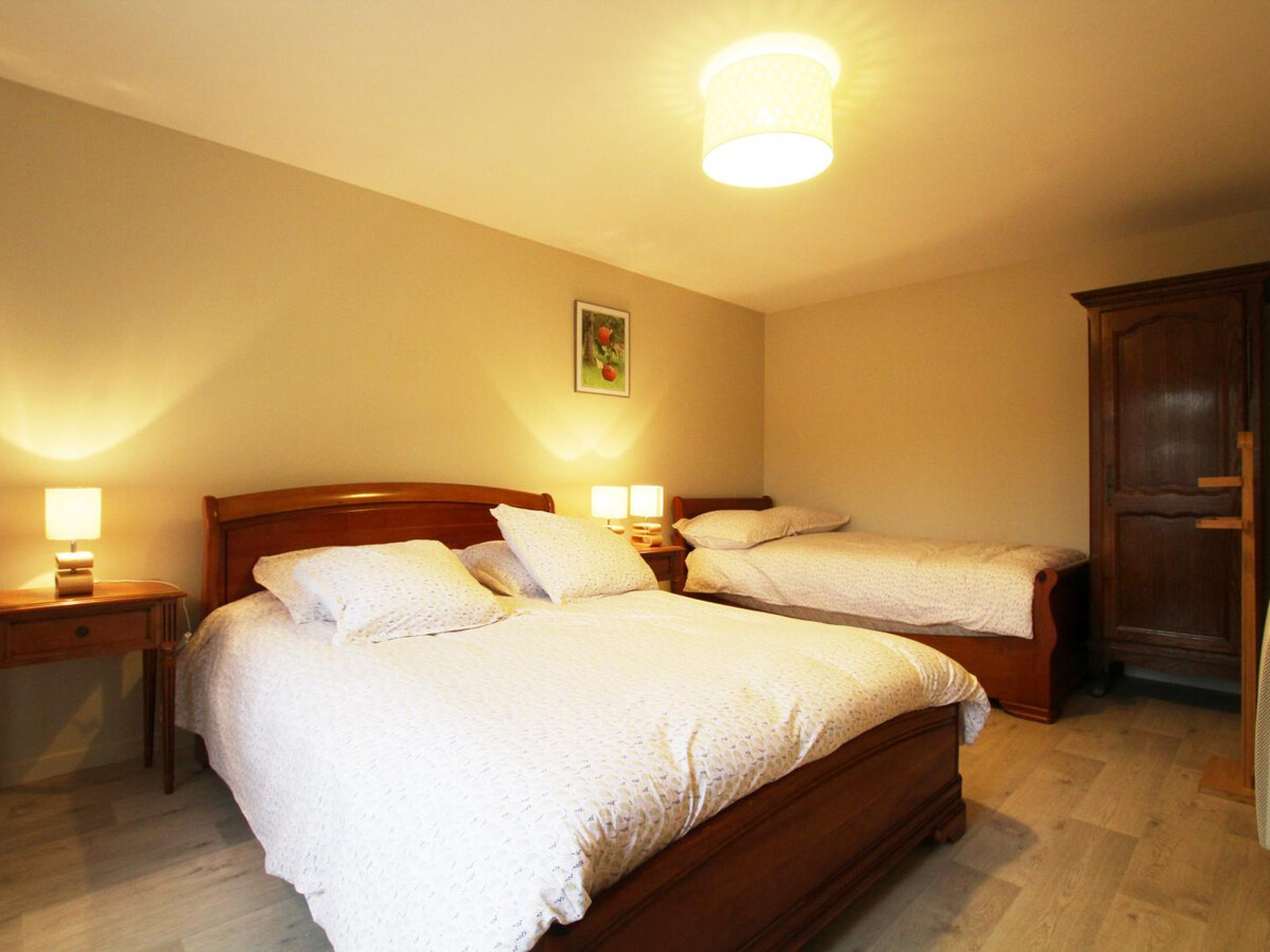 Gîte 13 personnes avec jacuzzi, piscine et vélos à Vesly - Photo 11