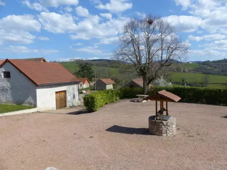 Gîte 11 pers. Montagne Bourbonnaise, jardin clos, animaux : photo 4