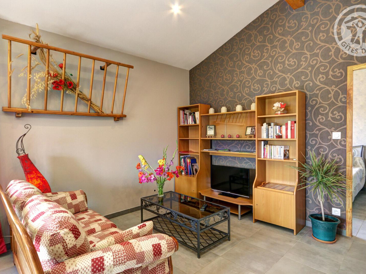 Le Champ Bourru, gîte 56 m² avec jardin à Genilac - Photo 4