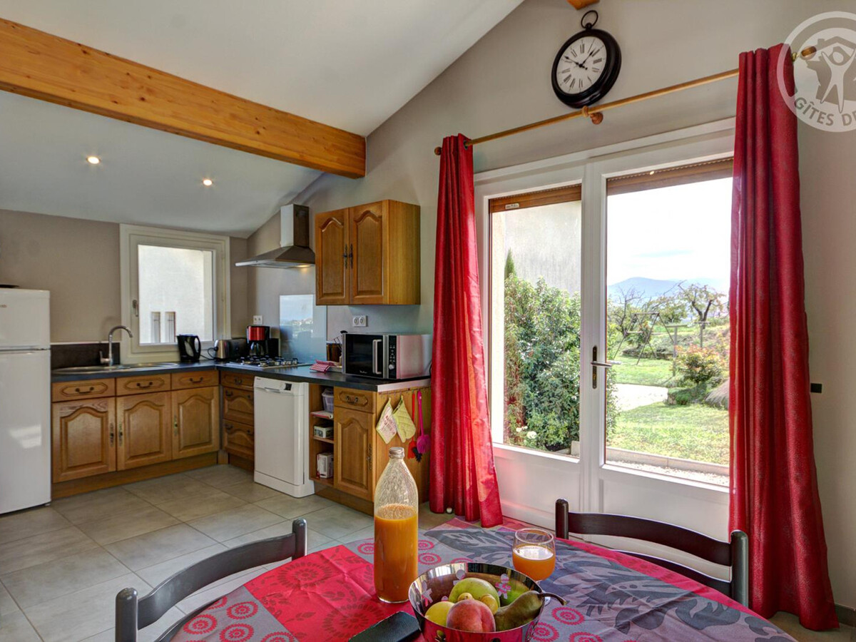 Le Champ Bourru, gîte 56 m² avec jardin à Genilac - Photo 6