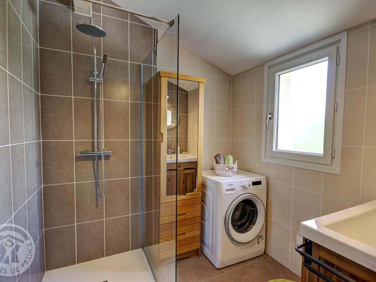 Le Champ Bourru, gîte 56 m² avec jardin à Genilac - Photo 10