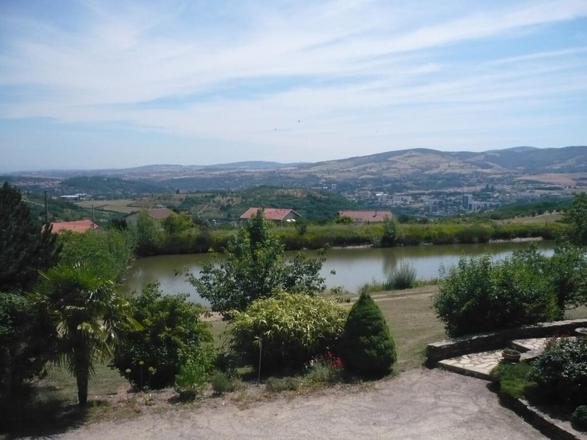 Le Champ Bourru, gîte 56 m² avec jardin à Genilac - Photo 16