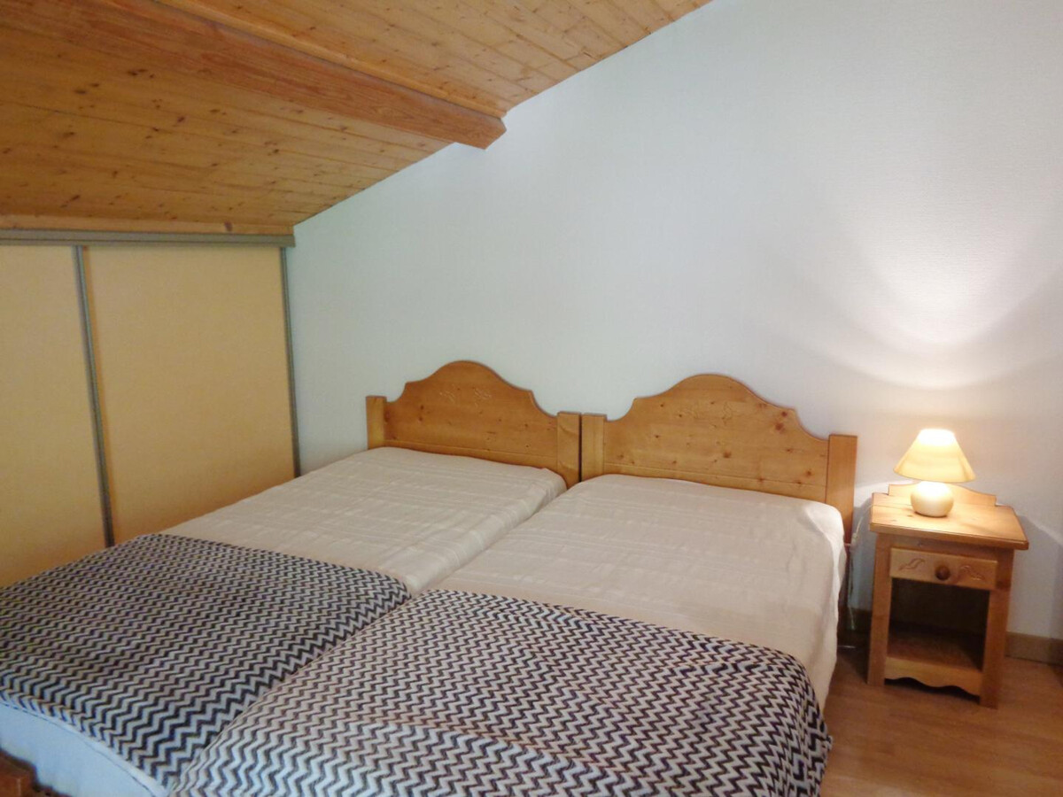 Gîte Blayot, 8 pers. à 740 m, vue Monts du Forez - Photo 10