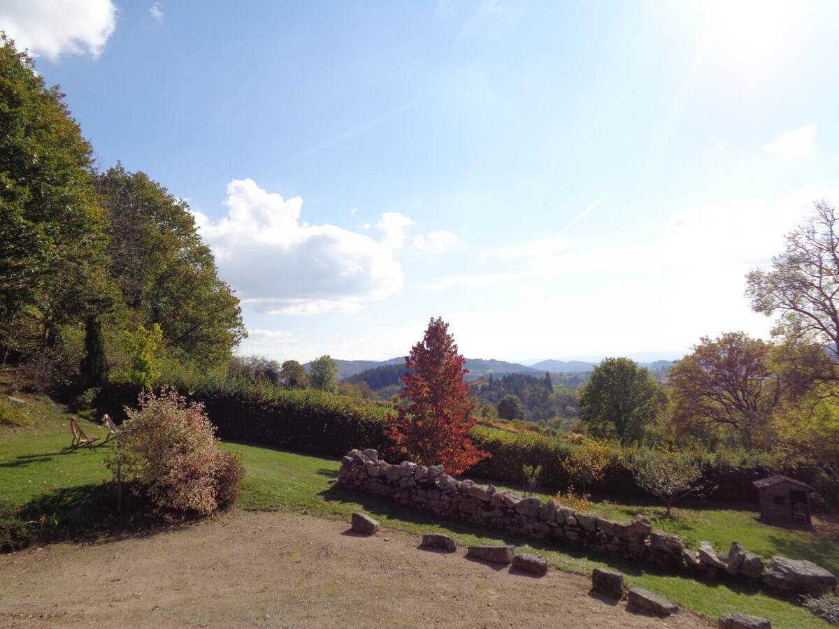 Gîte Blayot, 8 pers. à 740 m, vue Monts du Forez - Photo 14