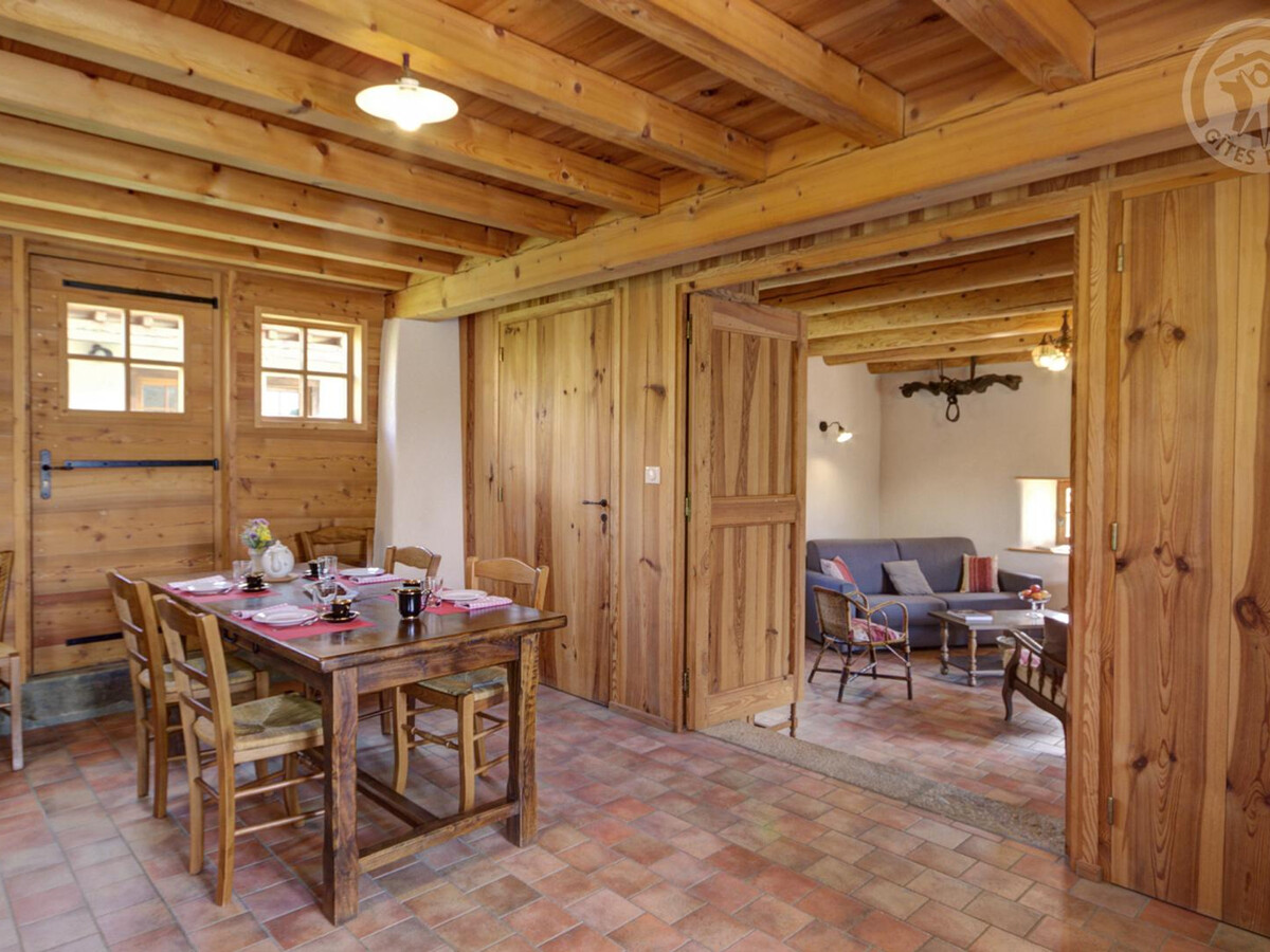 Grange rénovée 95 m² avec jardin clos, Virigneux - Photo 6