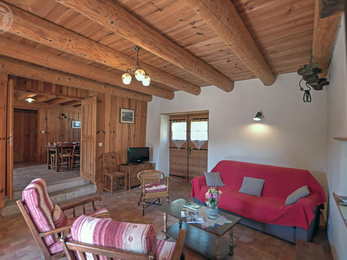 Grange rénovée 95 m² avec jardin clos, Virigneux - Photo 9