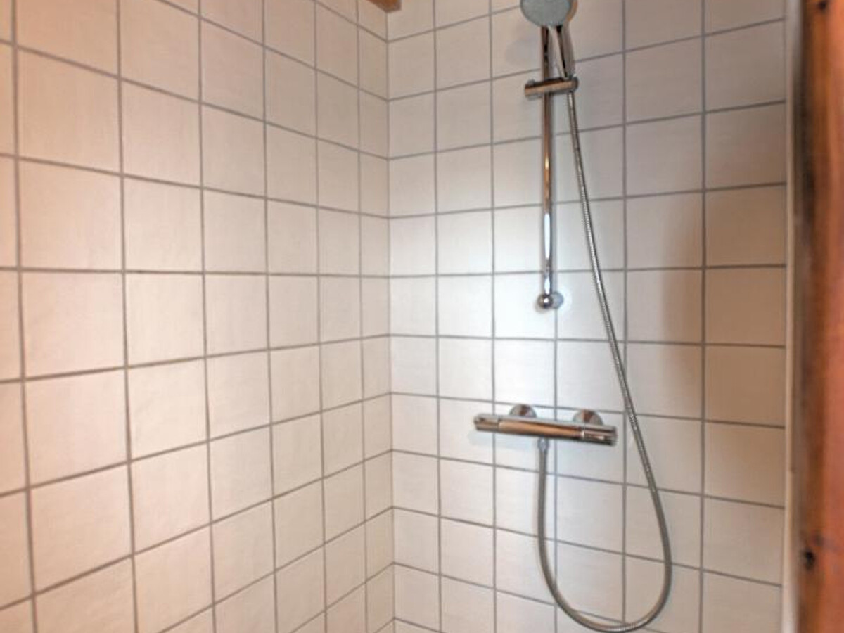 Grange rénovée 95 m² avec jardin clos, Virigneux - Photo 12