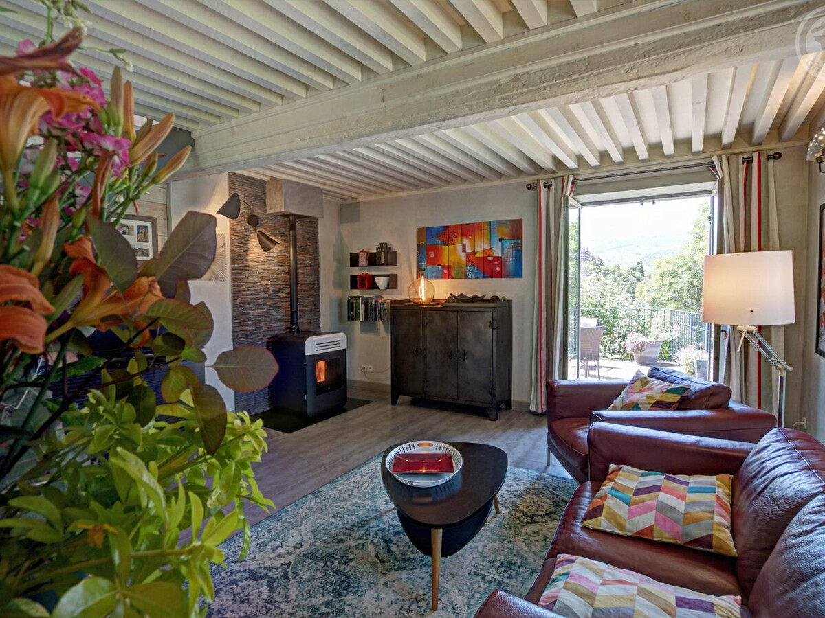 Gîte duplex 68 m² en village médiéval, jardin 400 m² - Photo 1
