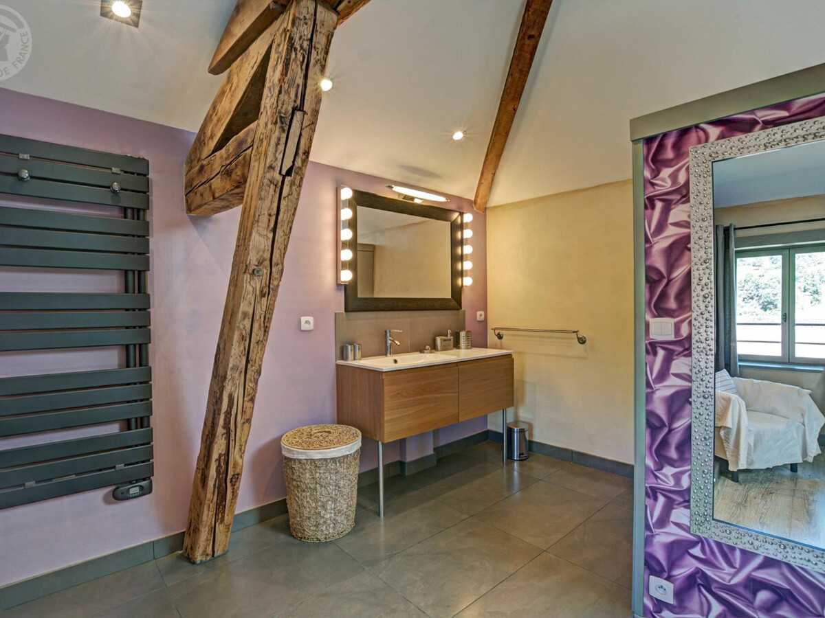 Gîte duplex 68 m² en village médiéval, jardin 400 m² - Photo 13