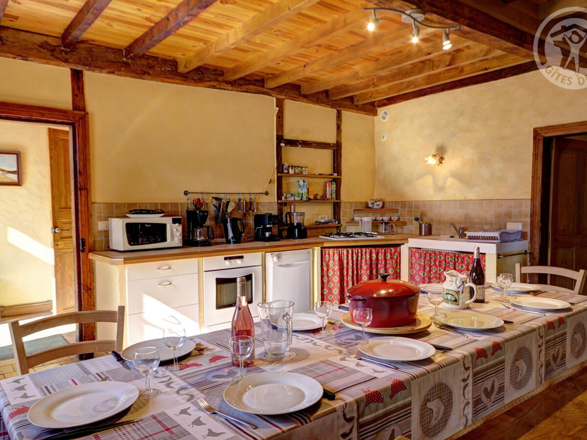 Gîte 5 chambres 250 m² à Saint-Martin-la-Sauveté, animaux acceptés - Photo 4