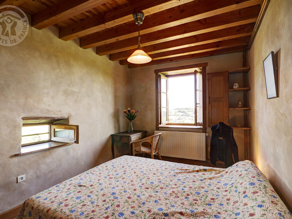 Gîte 5 chambres 250 m² à Saint-Martin-la-Sauveté, animaux acceptés - Photo 9