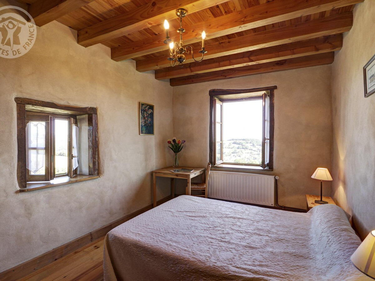 Gîte 5 chambres 250 m² à Saint-Martin-la-Sauveté, animaux acceptés - Photo 15