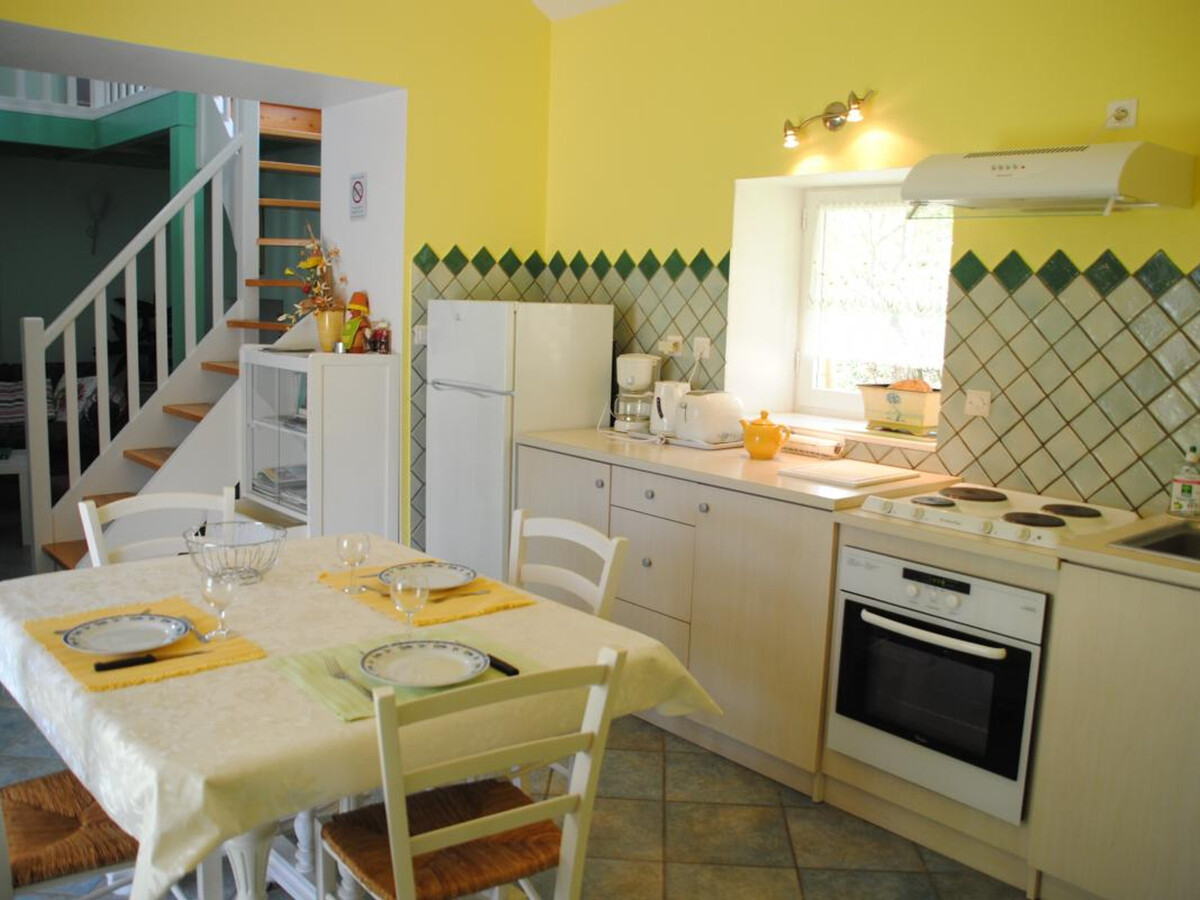 Ancien colombier aménagé, 85 m², jardin 450 m² à Lentigny - Photo 2