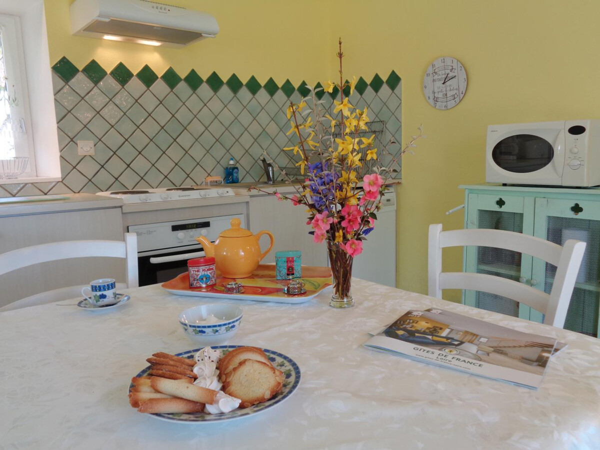 Ancien colombier aménagé, 85 m², jardin 450 m² à Lentigny - Photo 4