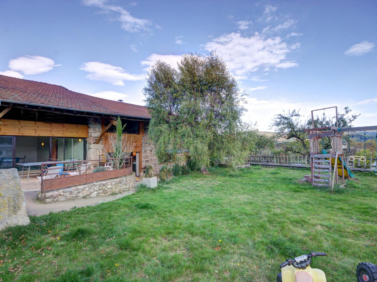 Gîte 180 m² avec piscine intérieure chauffée à Saint-Priest-la-Prugne - Photo 16