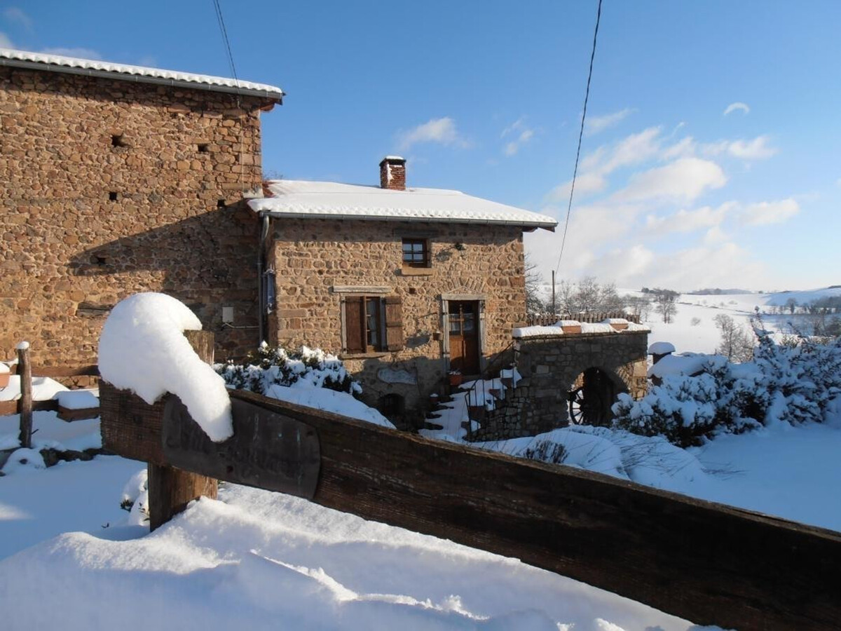 Gîte en pierre avec four à pain, poêle et jardin de 700 m² - Photo 17