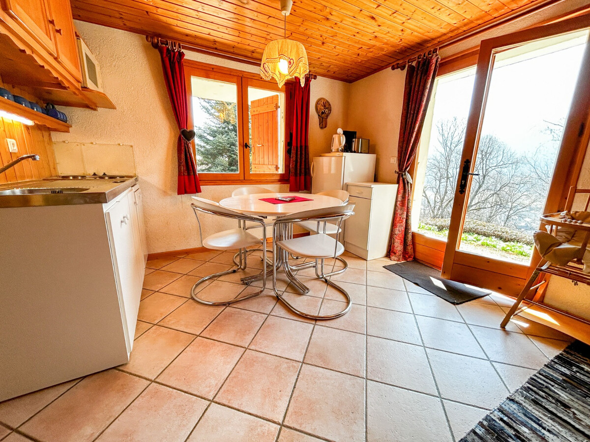 Chalet 16 pers. à Bernex, 5 chambres, vue montagne - Photo 8