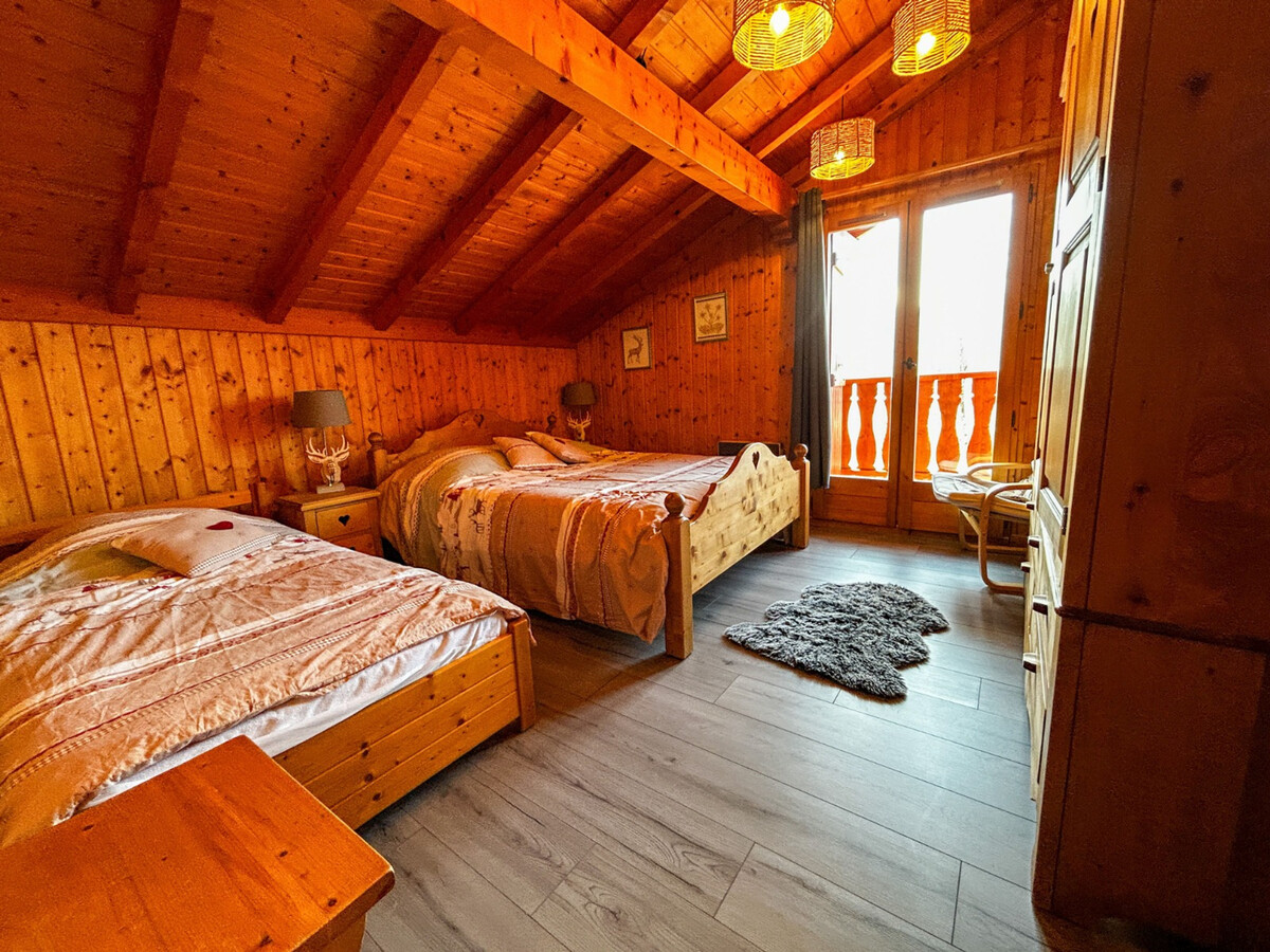 Chalet 16 pers. à Bernex, 5 chambres, vue montagne - Photo 9